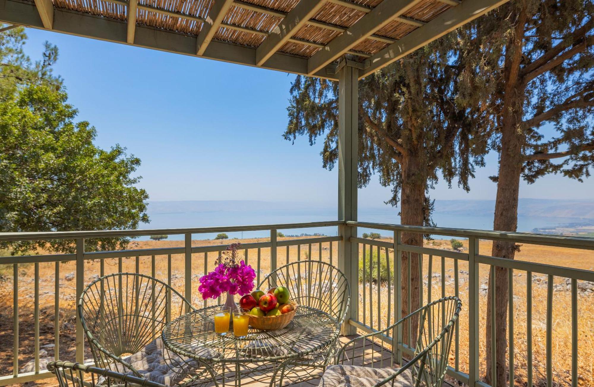 Vered Hagalil Holiday Village Hotel Chorazim Exteriör bild