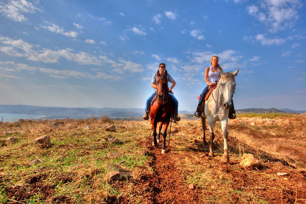 Vered Hagalil Holiday Village Hotel Chorazim Exteriör bild